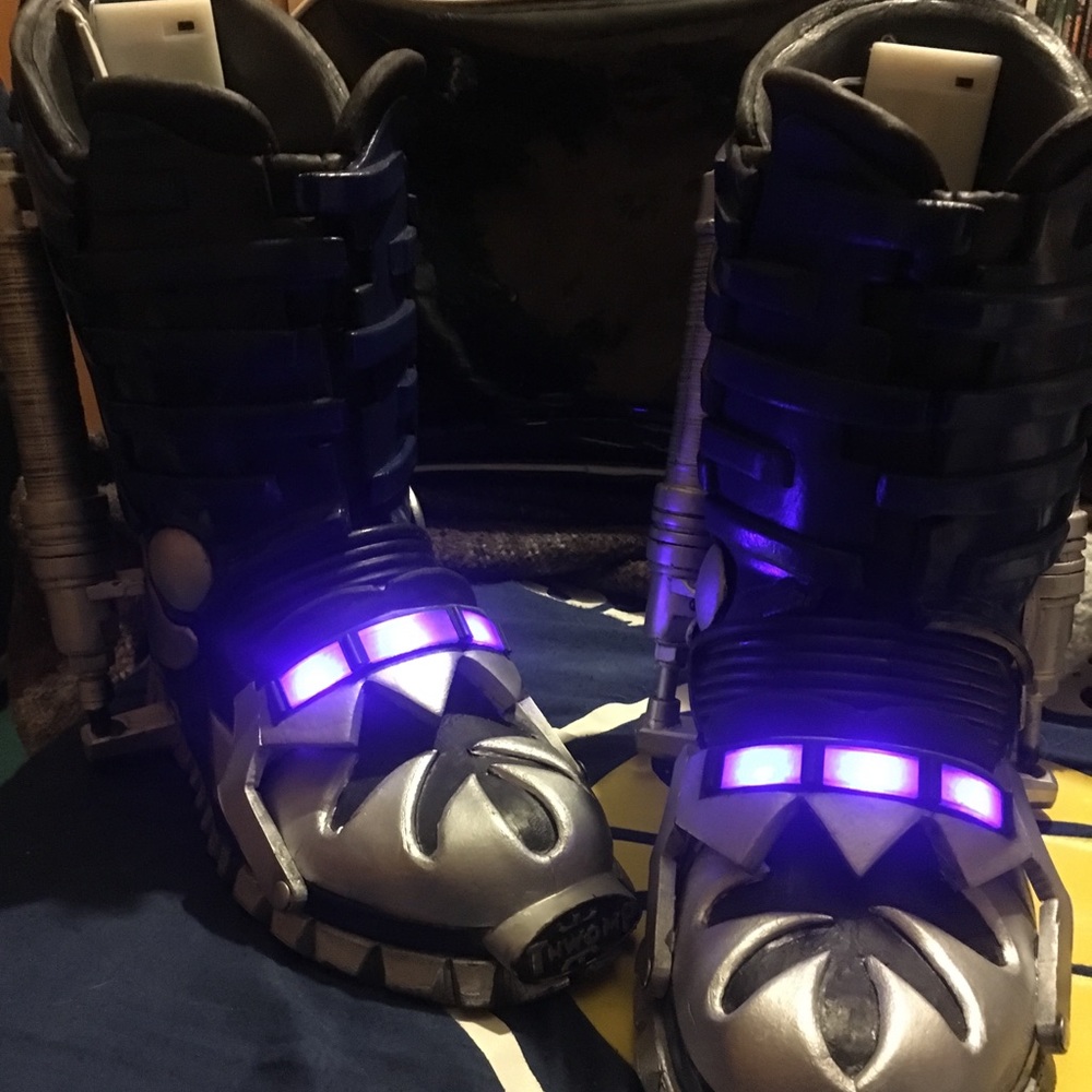 UPDATED! Shoe, Hat and Jersey collection! Trades? - Picture 5 of 8